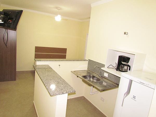 kitnets em itu proximo a starret 04